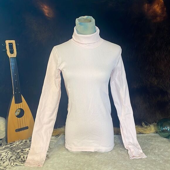 Athleta top S (1000) - Picture 1 of 6